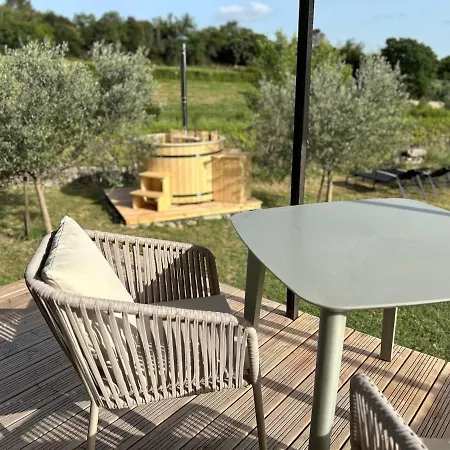 Feriehus Mazet Au Milieu Des Vignes Et Des Oliviers *